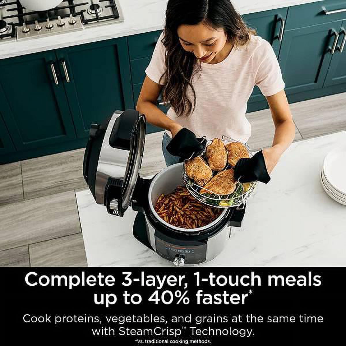 14-in-1 8 qt XL Pressure Cooker Steam Fryer with SmartLid W555
