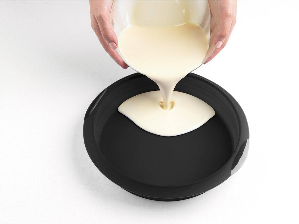 Black 2750 ml Round Cake Mould F652