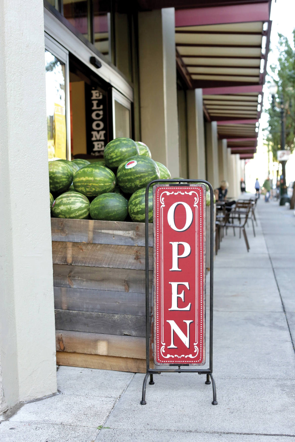Red & White 2 Sided Open/Closed Sign O229760