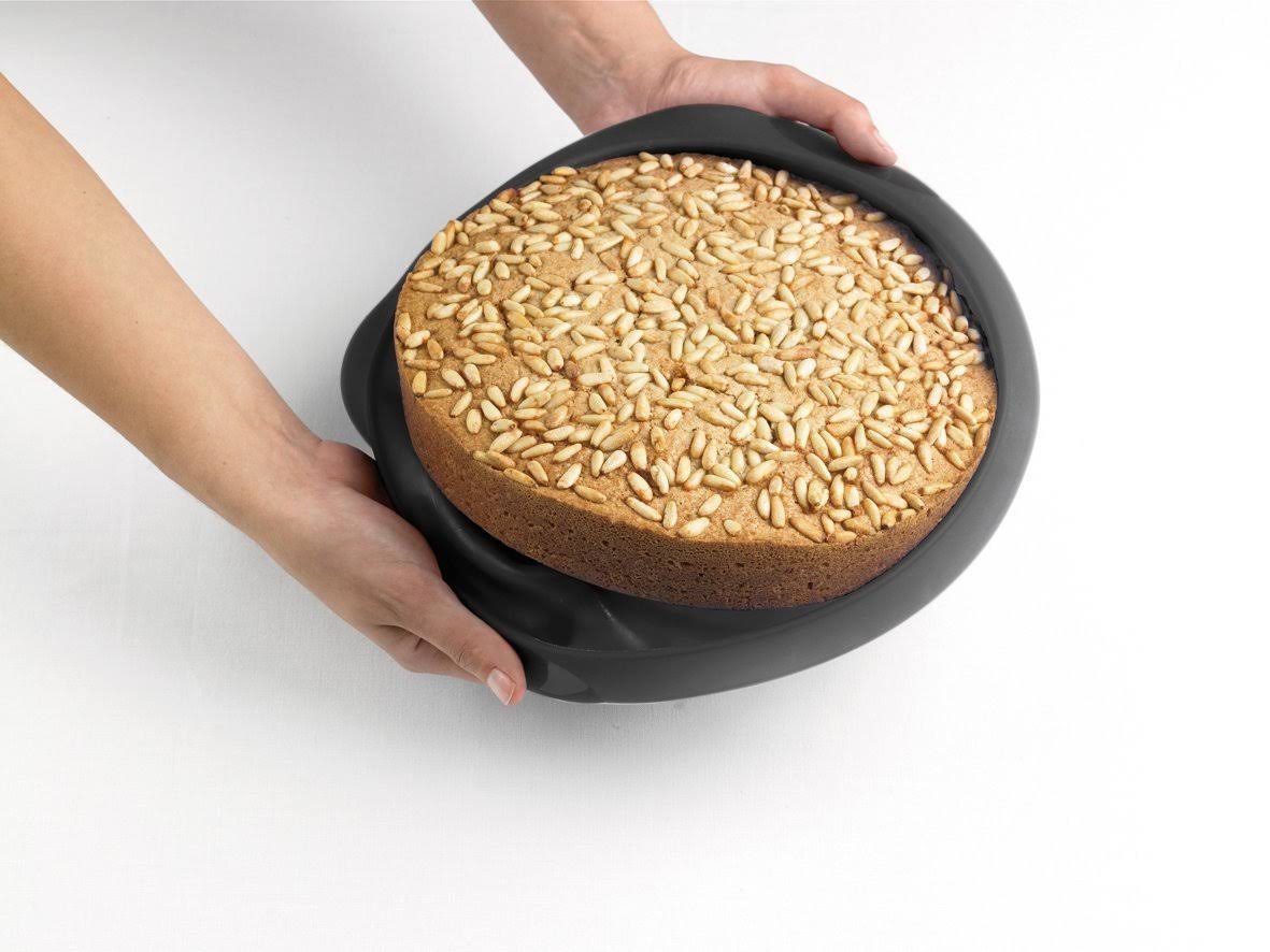 Black 2750 ml Round Cake Mould F652