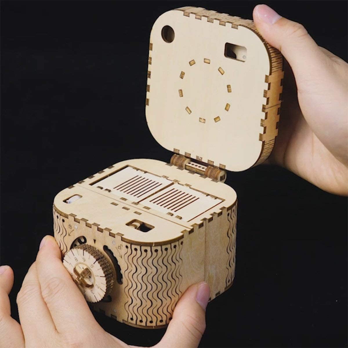 3D Wooden Marble Run Kit & Treasure Box A203702