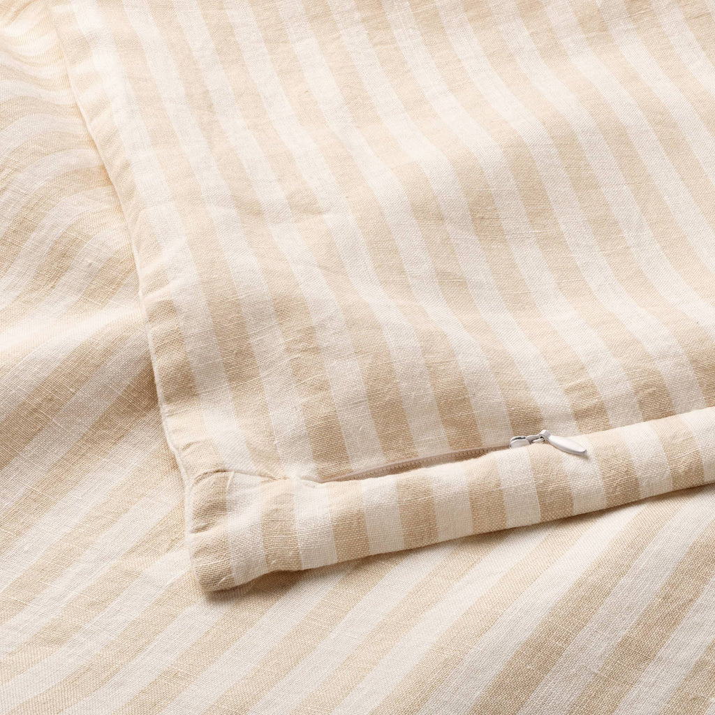White/Natural Stripe Linen Duvet & Sham Set F18166