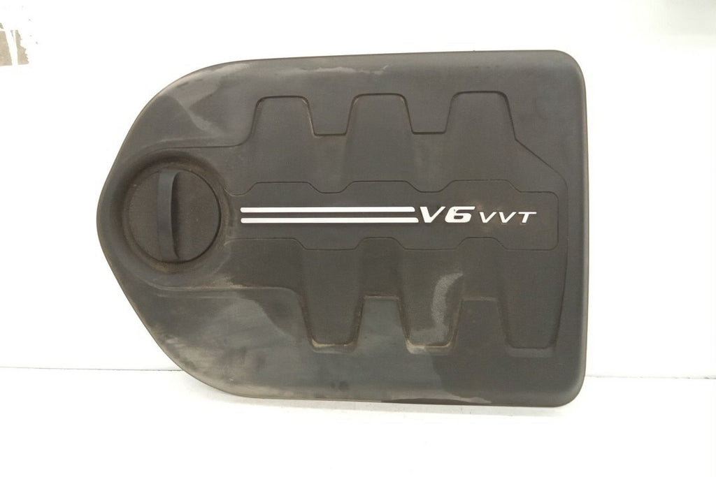 Pre-Owned 2019-2020 Jeep Cherokee Engine Cover 3.2L Engine OEM C9428
