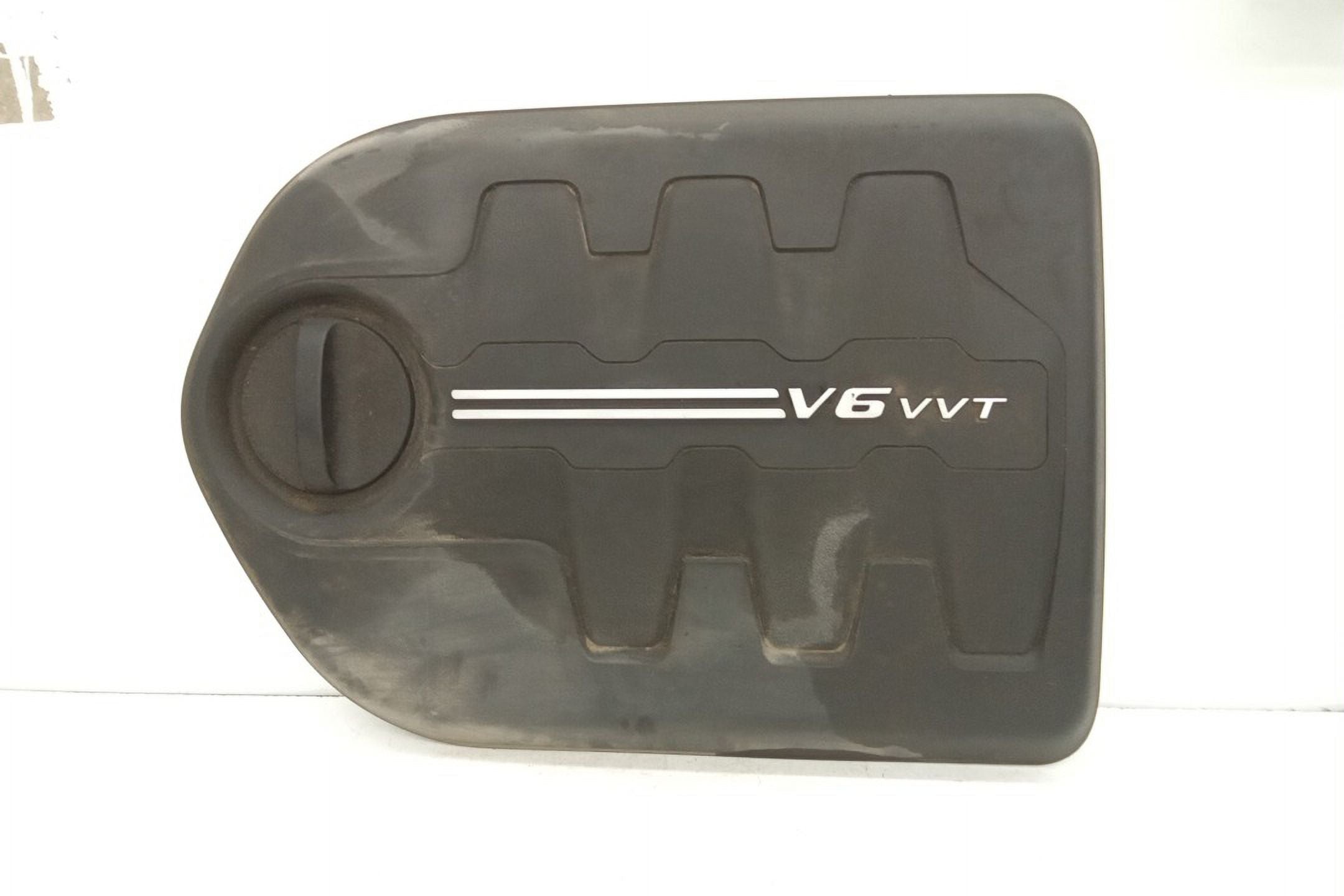 Pre-Owned 2019-2020 Jeep Cherokee Engine Cover 3.2L Engine OEM C9428