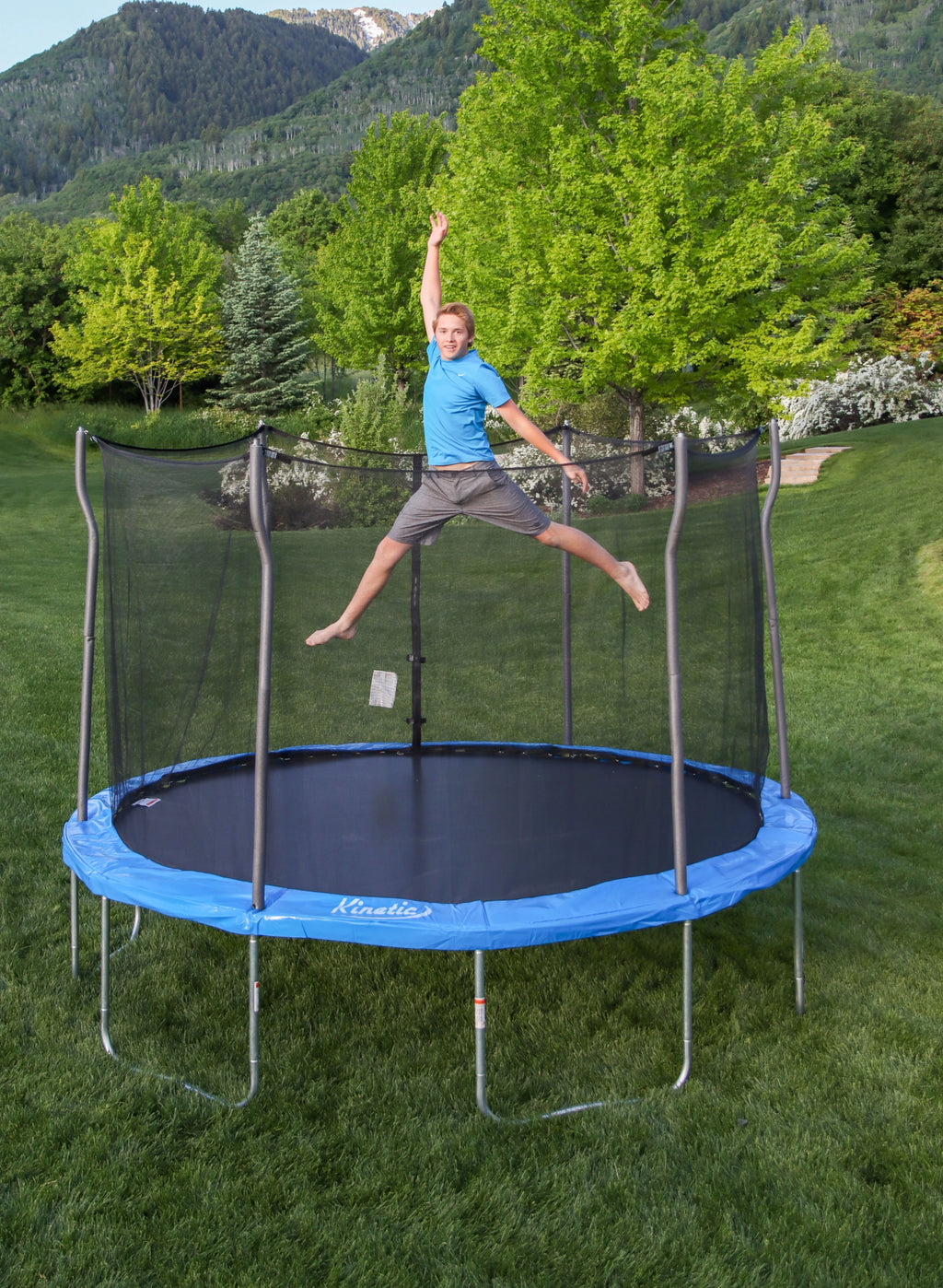 12' Round Trampoline with Safety Enclosure X88267